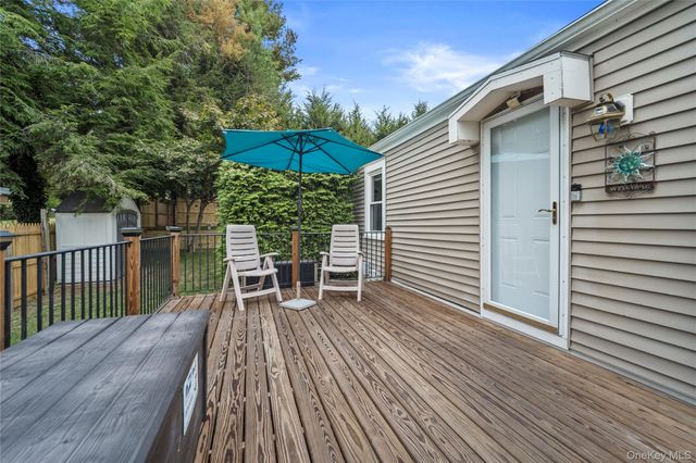18 Larch Drive, Mahopac, NY 10541