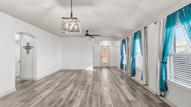 1302 Cedar Hollow Drive, Princeton, TX 75407