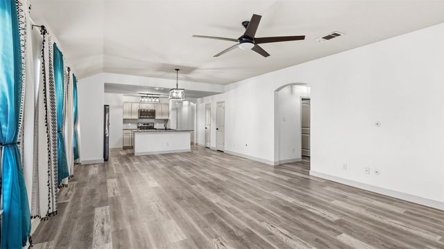 1302 Cedar Hollow Drive, Princeton, TX 75407