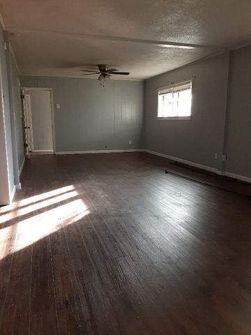 425 Homecrest St, Corpus Christi, TX 78412