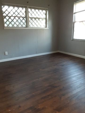 425 Homecrest St, Corpus Christi, TX 78412