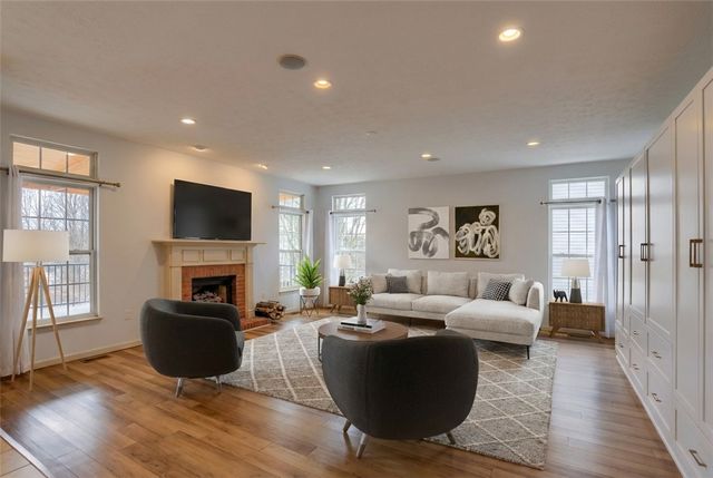 1603 Settlers Dr, Sewickley, PA 15143