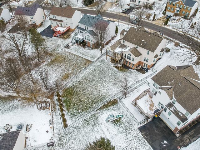 1603 Settlers Dr, Sewickley, PA 15143