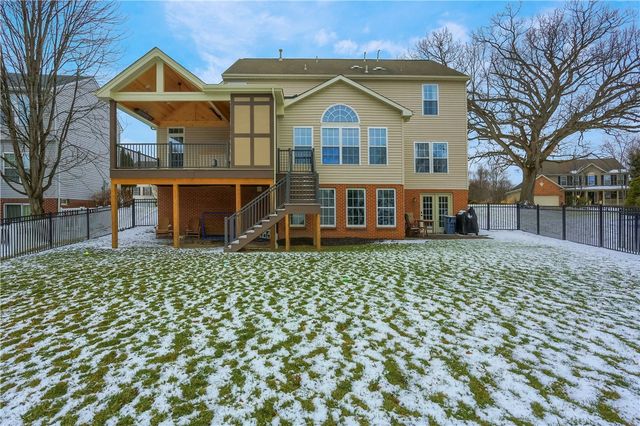 1603 Settlers Dr, Sewickley, PA 15143