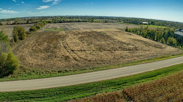 - Homestead Road, Nelson, MN 56355