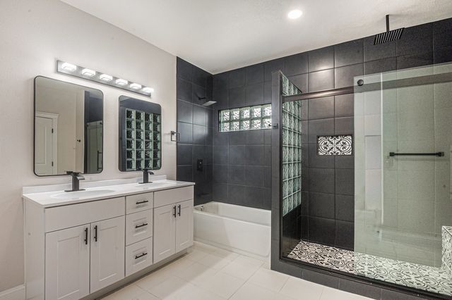 290 E Aurora Street, Rhome, TX 76078