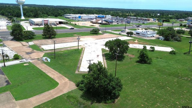 1150 E Loop 304, Crockett, TX 75835