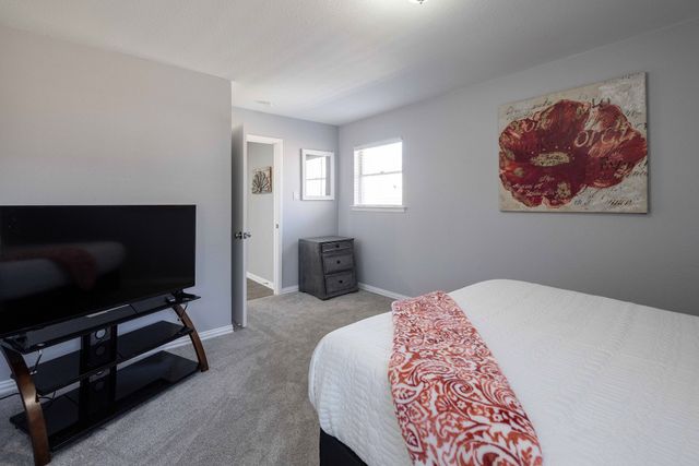 701 Kentwood Circle, Bedford, TX 76021