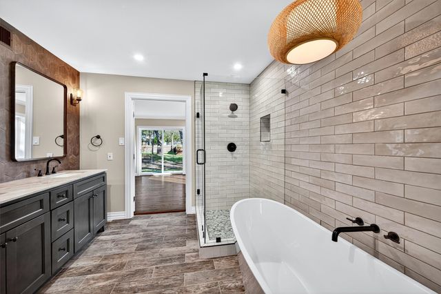 1 River Hills Drive, Denison, TX 75020