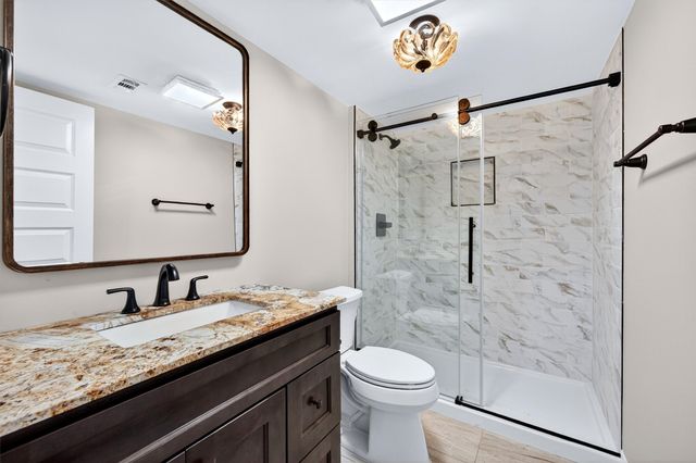 1 River Hills Drive, Denison, TX 75020