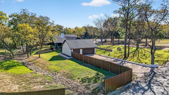 1 River Hills Drive, Denison, TX 75020
