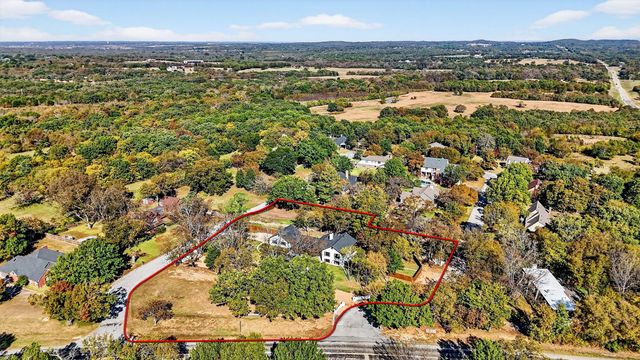 1 River Hills Drive, Denison, TX 75020