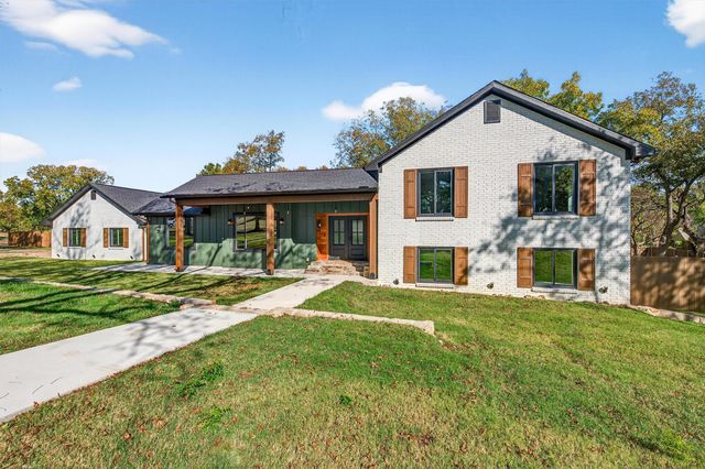 1 River Hills Drive, Denison, TX 75020