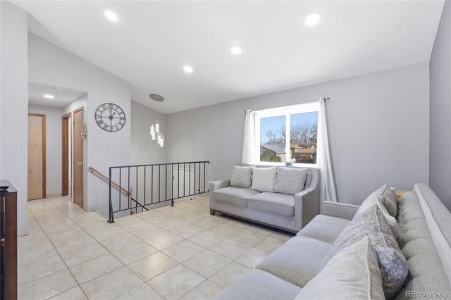 1759 Sunset Street, Longmont, CO 80501