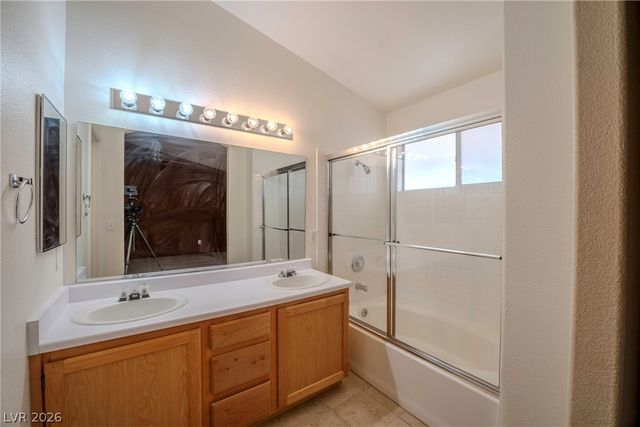 812 Mesa Pine Court, Henderson, NV 89015