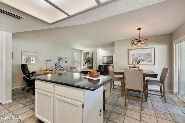 532 E RENEE Drive, Phoenix, AZ 85024
