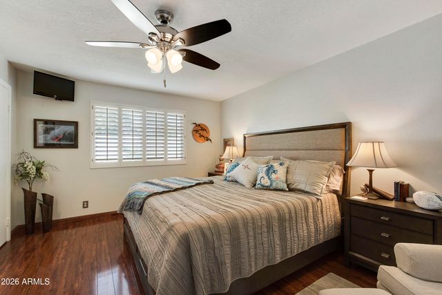 532 E RENEE Drive, Phoenix, AZ 85024