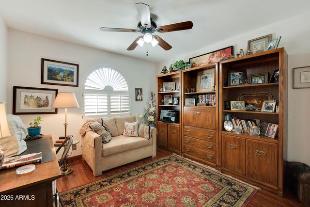 532 E RENEE Drive, Phoenix, AZ 85024