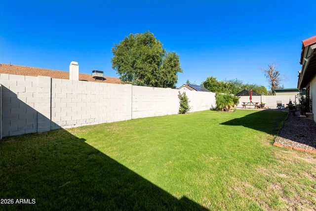 532 E RENEE Drive, Phoenix, AZ 85024