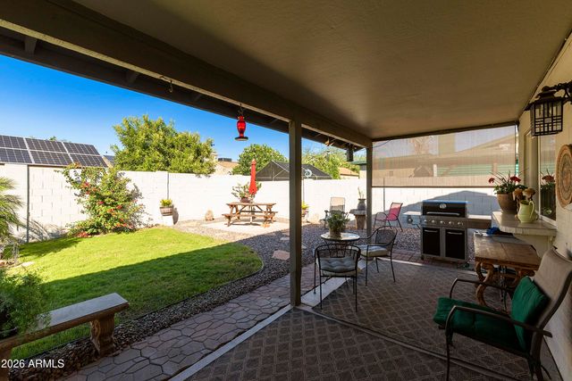 532 E RENEE Drive, Phoenix, AZ 85024