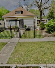 219 VINE ST, San Antonio, TX 78210