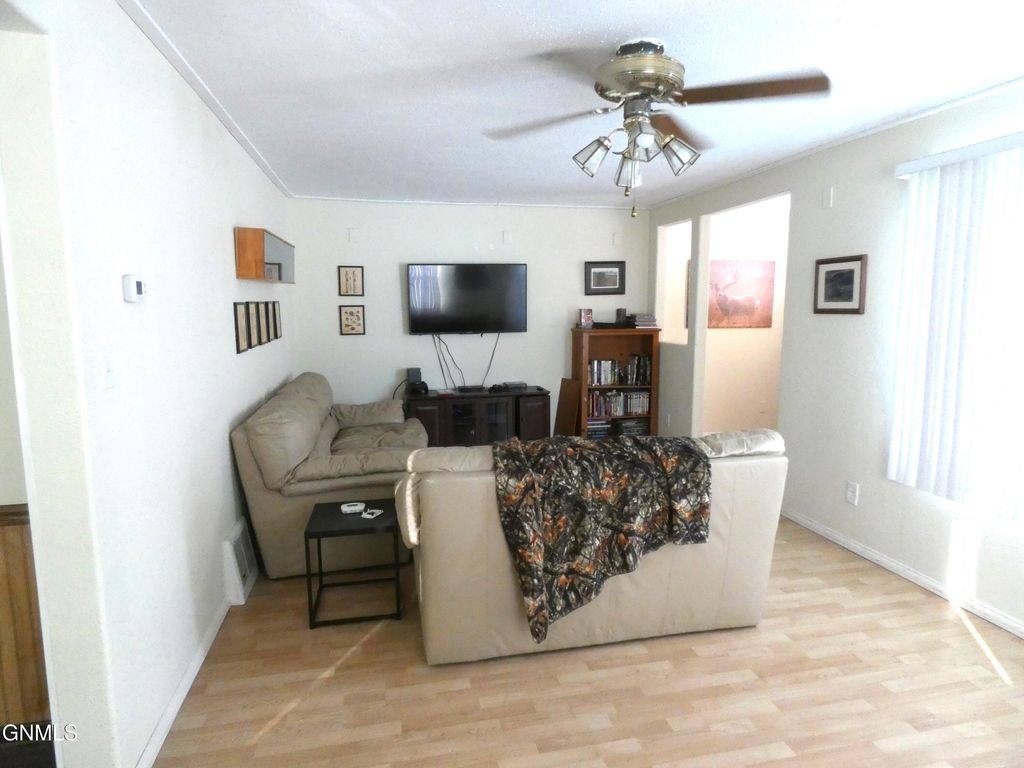 415 Summit Street, Underwood, ND 58576 photo 4