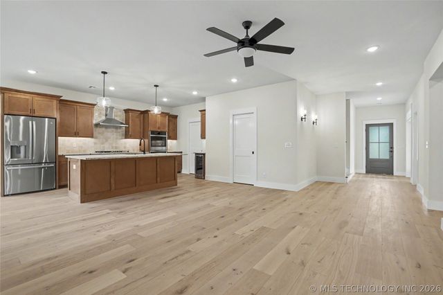 3107 Harbour Town Place, Claremore, OK 74019