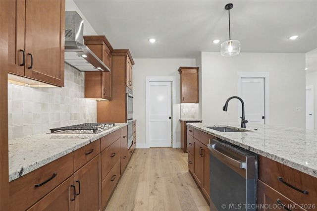 3107 Harbour Town Place, Claremore, OK 74019