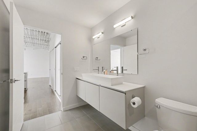 120 Main Street, 307, Newport, KY 41071