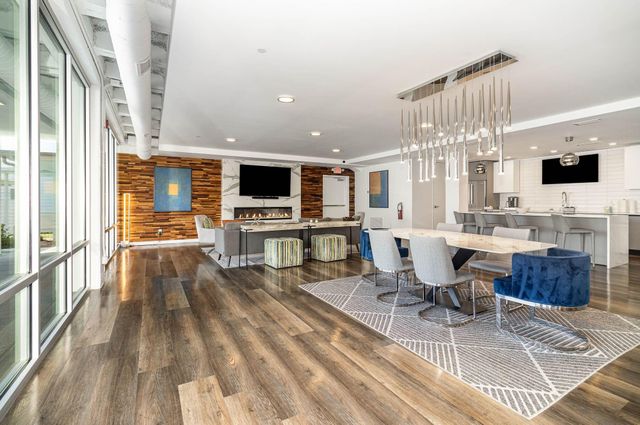 120 Main Street, 307, Newport, KY 41071