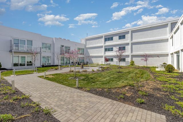 120 Main Street, 307, Newport, KY 41071