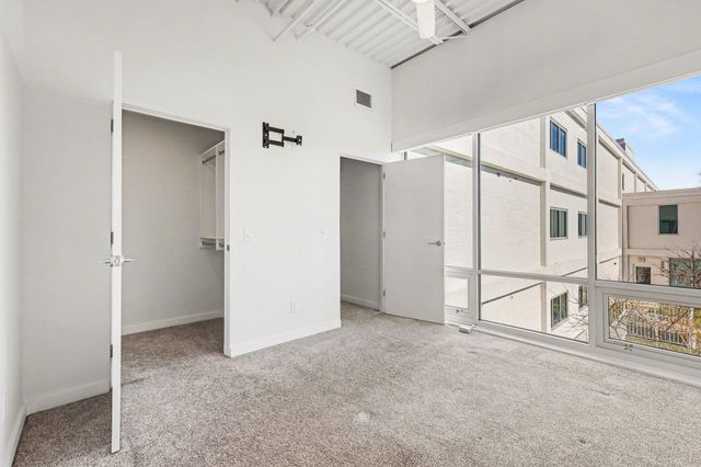 120 Main Street, 307, Newport, KY 41071