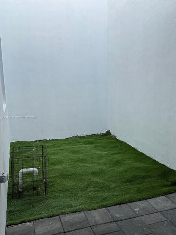 10421 NW 66th St 10421, Doral, FL 33178
