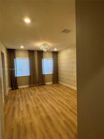 10421 NW 66th St 10421, Doral, FL 33178