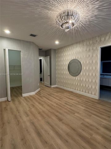 10421 NW 66th St 10421, Doral, FL 33178