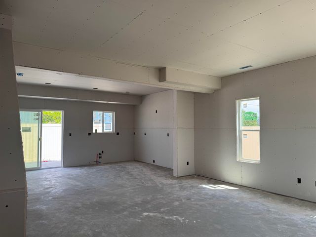 1001 S CENTURY Rd, Spokane Valley, WA 99037