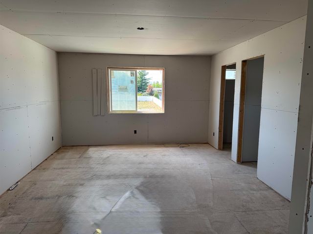1001 S CENTURY Rd, Spokane Valley, WA 99037