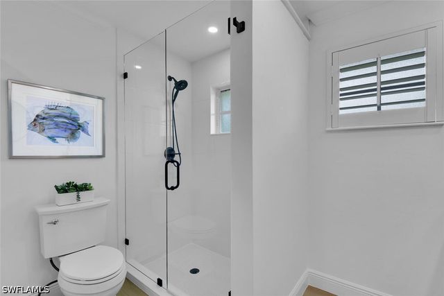 740 Park Shore DR, Naples, FL 34103