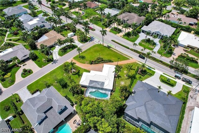 740 Park Shore DR, Naples, FL 34103