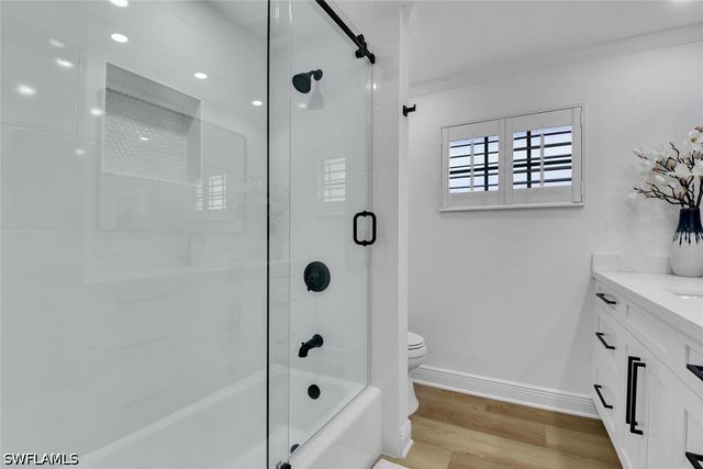 740 Park Shore DR, Naples, FL 34103