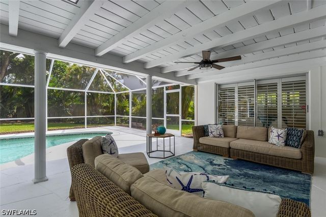 740 Park Shore DR, Naples, FL 34103