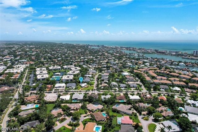740 Park Shore DR, Naples, FL 34103