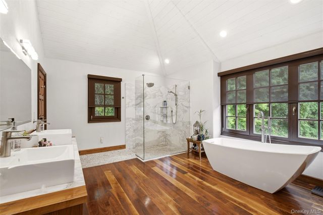 36 Spring Street, Cold Spring Harbor, NY 11724