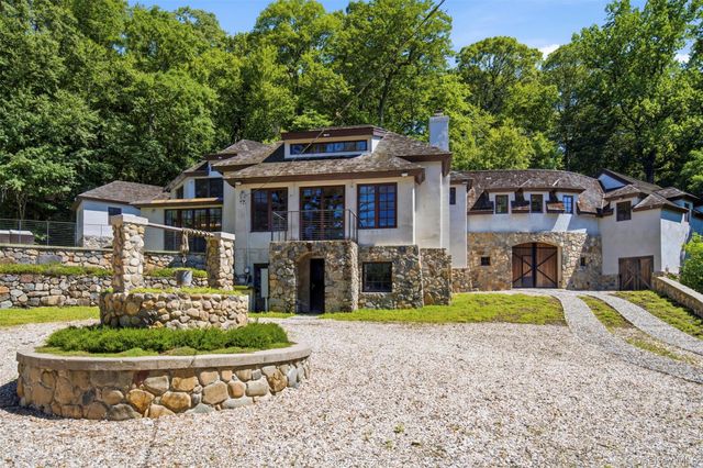 36 Spring Street, Cold Spring Harbor, NY 11724