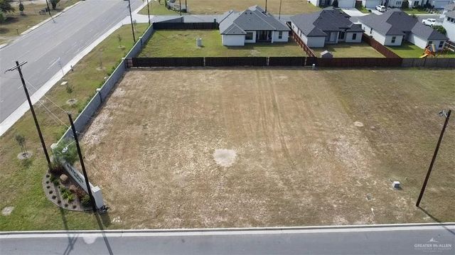 1506 E Danielle Avenue, Pharr, TX 78577