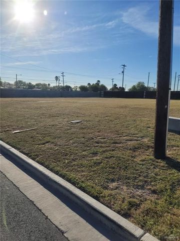 1506 E Danielle Avenue, Pharr, TX 78577