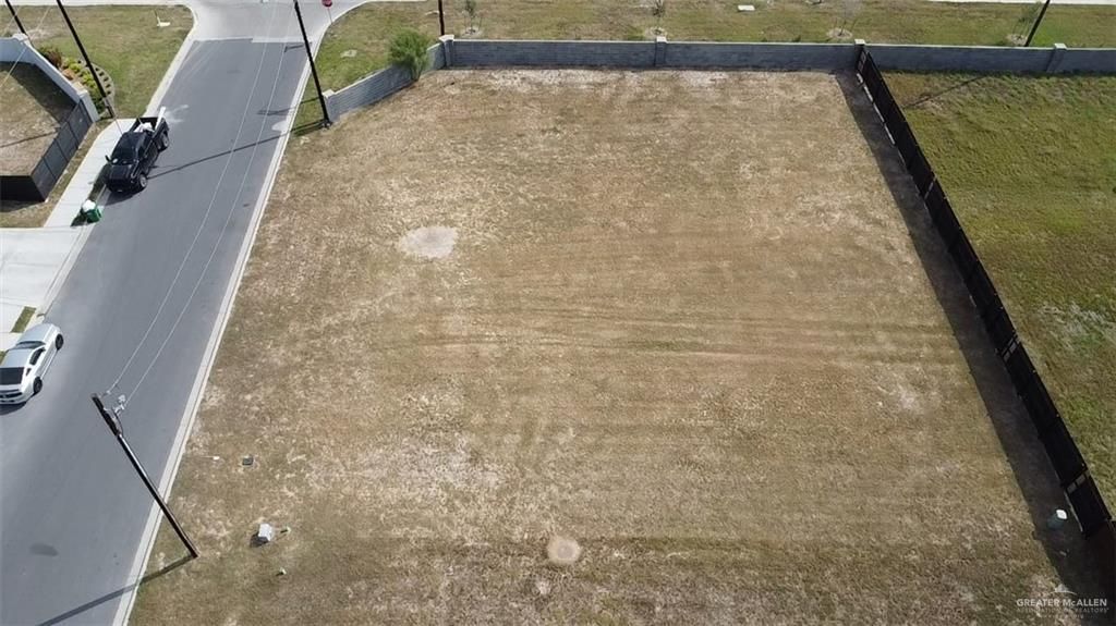 1506 E Danielle Avenue, Pharr, TX 78577