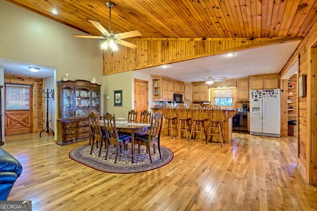 1556 Long Laurel Ridge Drive, Lakemont, GA 30552