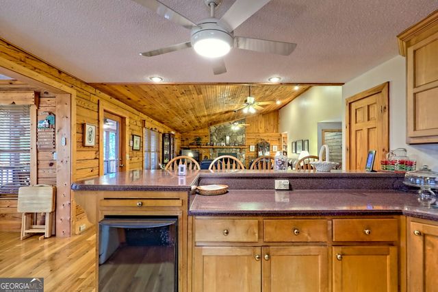 1556 Long Laurel Ridge Drive, Lakemont, GA 30552