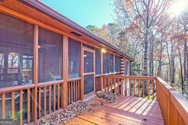 1556 Long Laurel Ridge Drive, Lakemont, GA 30552